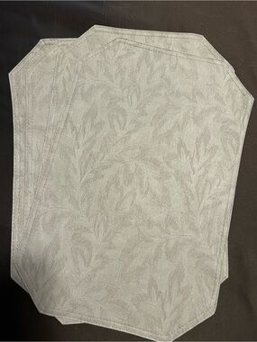 Neutral Leaf Jacquard Placemat Set - 4pc